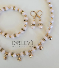 Conjunto de cristales con dijes - Nude y dorado en internet