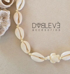 Gargantilla buzios y tortuga natural en internet