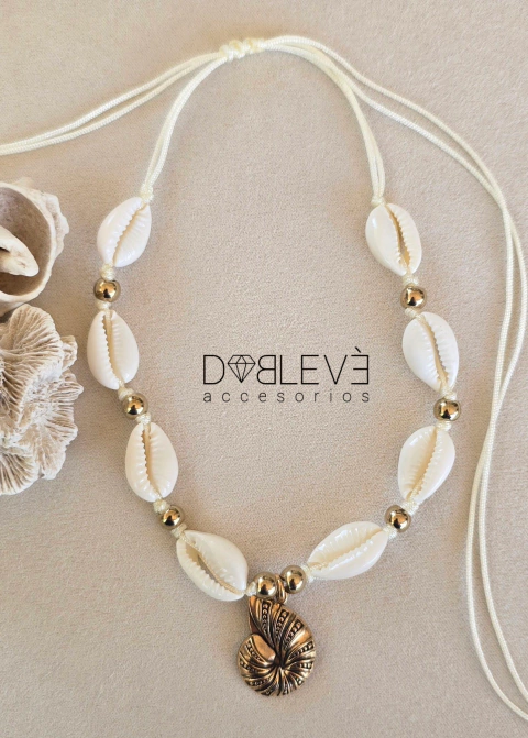 Gargantilla BUZIOS y caracol - dorada - comprar online