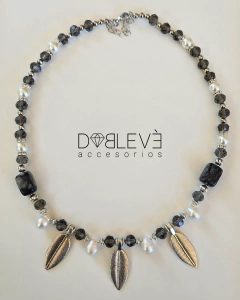 Gargantilla perlas de río, cristales y piedras naturales - comprar online