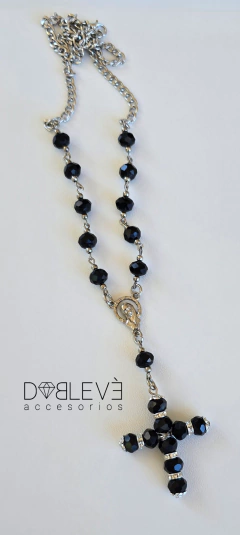 Collar DENARIO CON CRUZ ARTESANAL negro en internet
