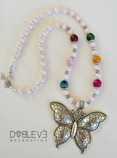 Collar mariposa con piedras naturales - comprar online