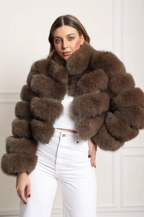 Casaco Camadas Cropped Marrom