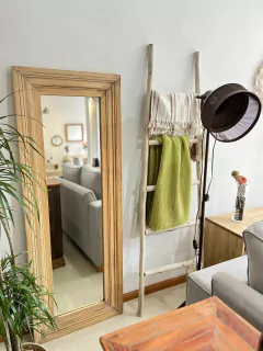 Escalera/perchero de pie - comprar online