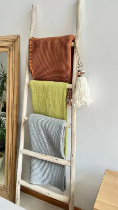 Escalera/perchero de pie