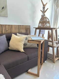 Mesa de arrime de eucalipto - comprar online