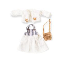 Mudita de ropa solera blanca