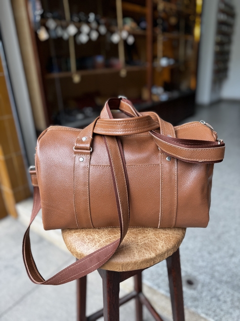 DUFFLE BAG - CARAMELO - comprar online