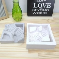Molde de Silicone de Vaso Curvas Ref 273 - SILIMIX MOLDES