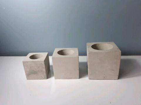 Kit com 3 moldes cubos com cilindros internos P M G