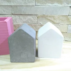 Molde em Silicone de Casa Ref 061