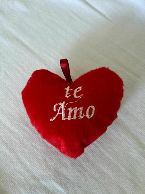 Pelúcia Pequena Coração (Te Amo)
