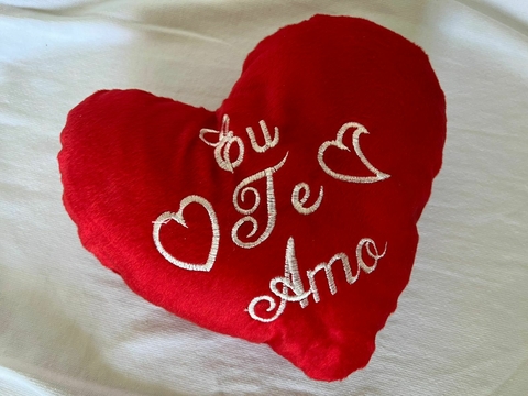 Pelúcia Grande Coração (Eu Te Amo ❤️)