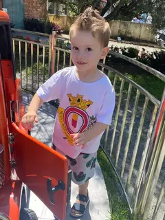 Camiseta Brasão Reino do Garcia Infantil