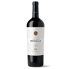 TRAPICHE MEDALLA BLEND