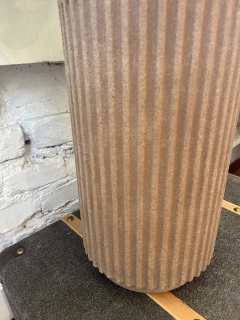 Vaso plástico cilindro 35cm bege - comprar online