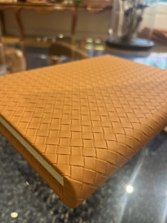 Caixa livro Caramelo G
