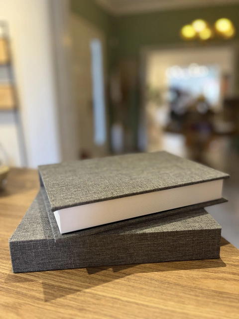 Caixa livro linho cinza escuro