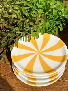 Pratinho lolipop amarelo