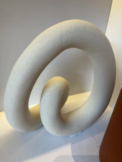 Escultura orgânica em cerâmica elo