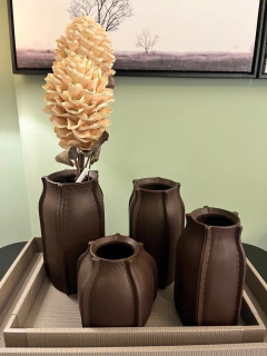 Vaso cerâmica costuras M chocolate na internet