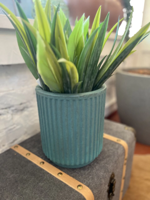 Vaso plástico cilindro 23cm verde