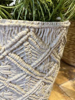 Cachepot efeito macrame cinza - comprar online
