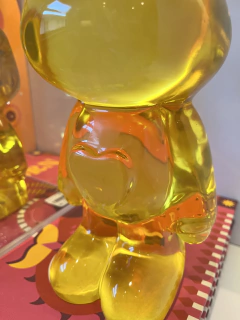 Escultura gummy bear ambar G - comprar online