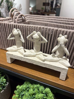 Escultura três sapos - comprar online