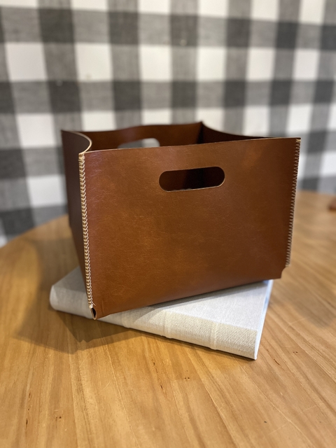 Cestos em couro marrom G - comprar online