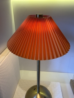 Luminária touch laranja - Studio54decora