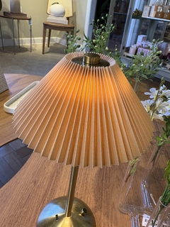 Luminária touch bege - Studio54decora