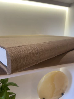 Caixa livro linho marrom M