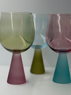 Taça verde e rosa - Studio54decora