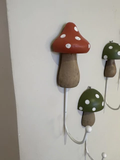 Gancho cogumelo vermelho na internet