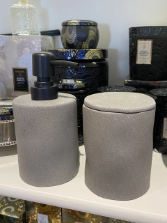 Pote em cimento - comprar online