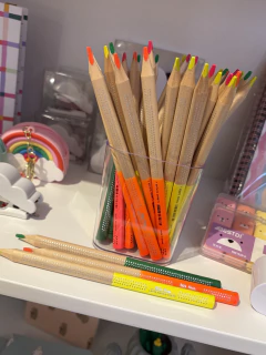 Lápis Marca Texto fluor rosa na internet