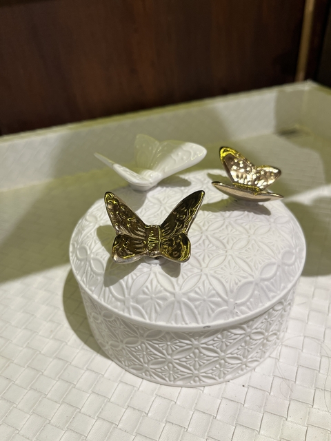 Caixa decorativa porcelana borboleta - comprar online