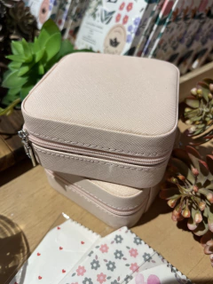 Mini porta joias quadrado courino | rosa