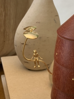 Escultura João e o Pé de feijão na internet