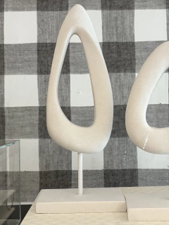 Escultura gota G - comprar online