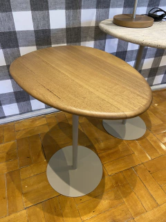 Mesa lateral folha madeira M