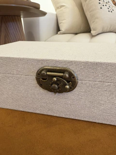 Caixa linho P na internet