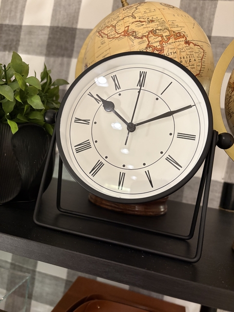 Relógio de mesa P&B - comprar online