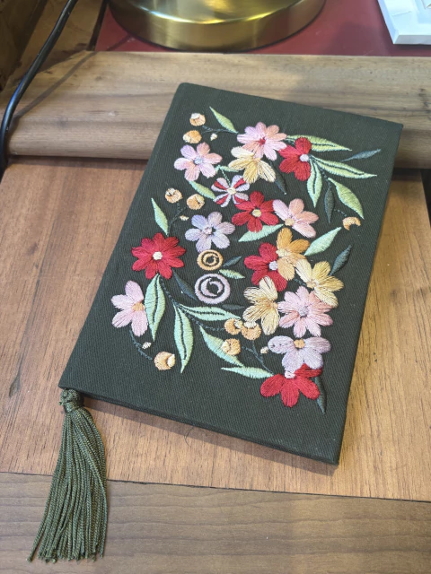 Caderno Alegria - comprar online