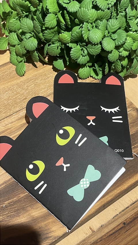 Mini caderno gatinho preto - comprar online