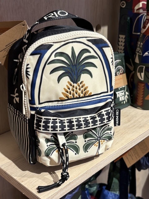 Mini mochila abacaxi