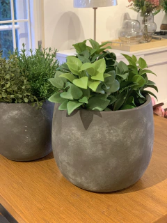 Cachepot acinzentado M