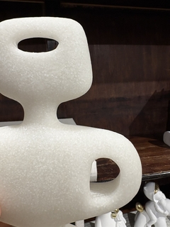 Escultura estilo na internet