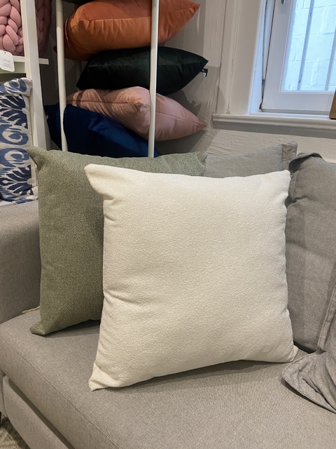 Almofada boucle off white